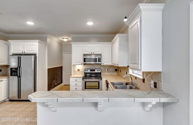 106 Linden Cove, Madison, MS 39110