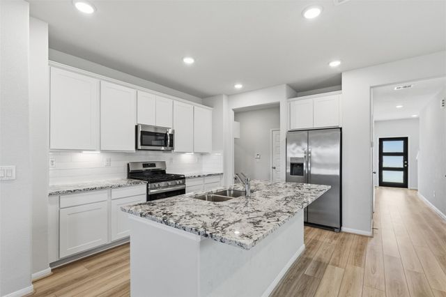 88 Ashe Juniper Way, Magnolia, TX 77354