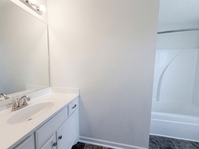 2354 New Holland Cir, Murfreesboro, TN 37128