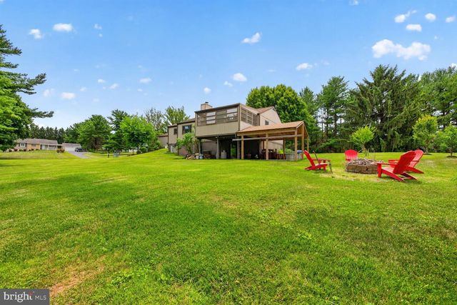 11298 WOODHAVEN DR, Ijamsville, MD 21754