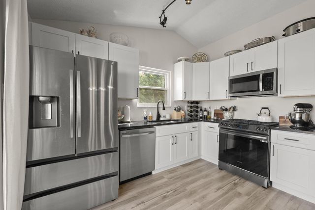 7954 Hickson Drive, Blacklick, OH 43004