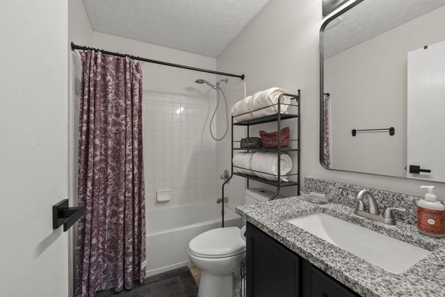 7954 Hickson Drive, Blacklick, OH 43004