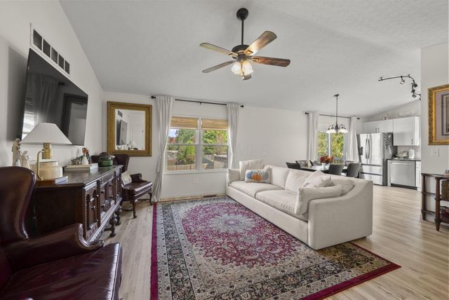 7954 Hickson Drive, Blacklick, OH 43004