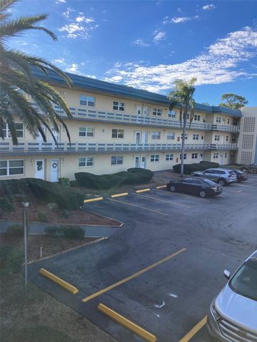 5750 80TH STREET N C202, St Petersburg, FL 33709