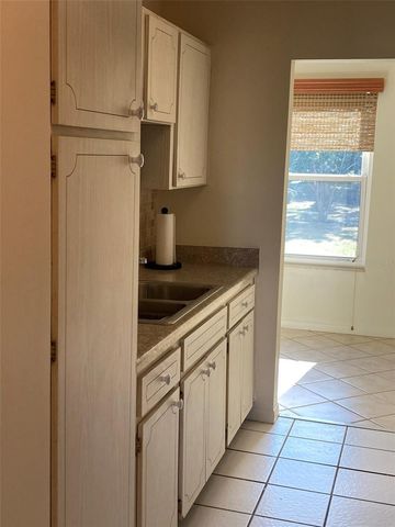 5750 80TH STREET N C202, St Petersburg, FL 33709