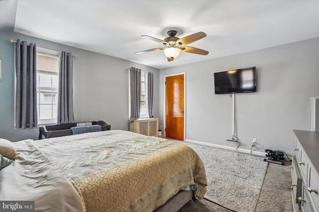 162 REDFERN ST, Hamilton, NJ 08610