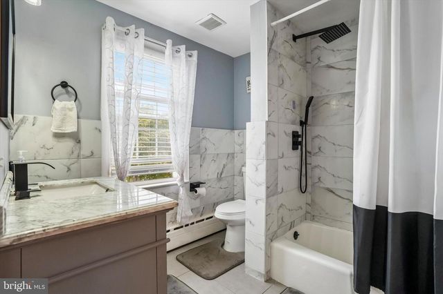 162 REDFERN ST, Hamilton, NJ 08610