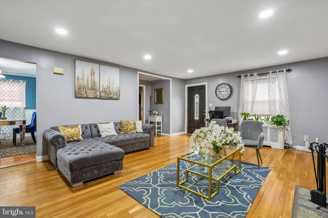 162 REDFERN ST, Hamilton, NJ 08610