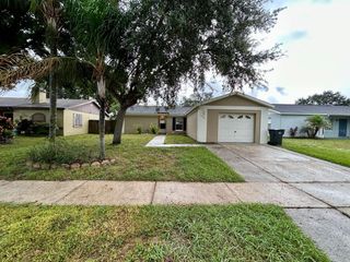 1042 AXLEWOOD CIRCLE, Brandon, FL 33511