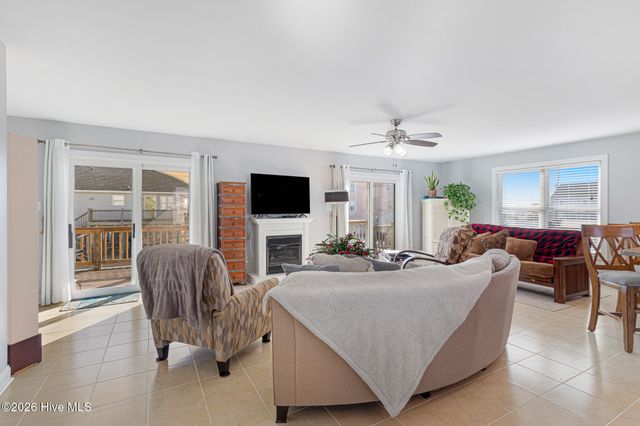 208 Beaufort Avenue 1, Atlantic Beach, NC 28512