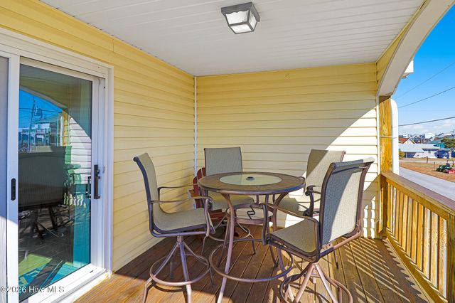 208 Beaufort Avenue 1, Atlantic Beach, NC 28512