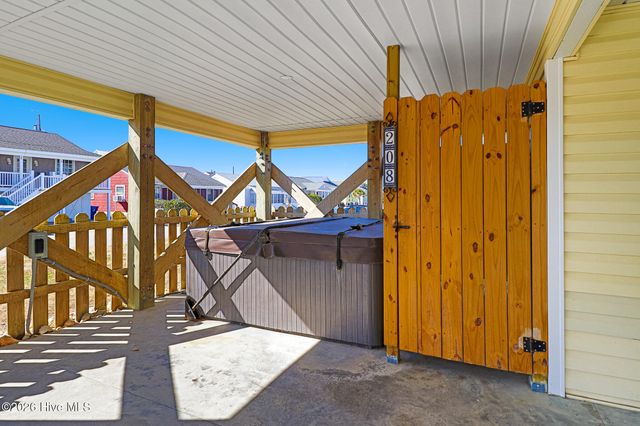 208 Beaufort Avenue 1, Atlantic Beach, NC 28512