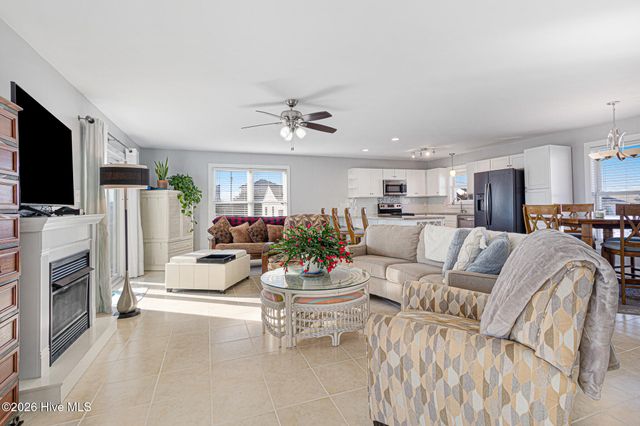 208 Beaufort Avenue 1, Atlantic Beach, NC 28512