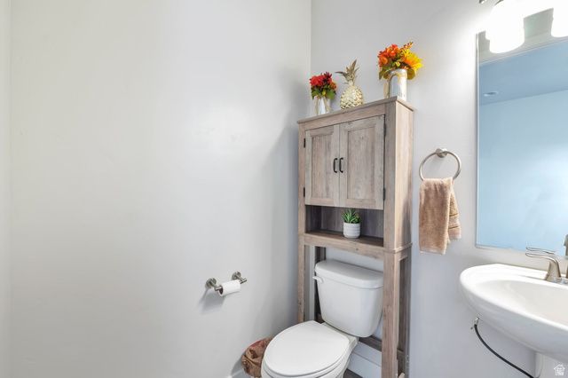 4614 W 1100 S, West Point, UT 84015