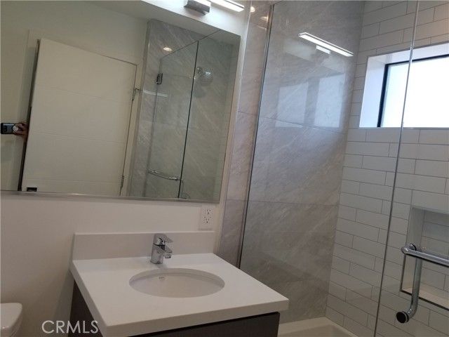 231 N Burlington Avenue, Los Angeles, CA 90026