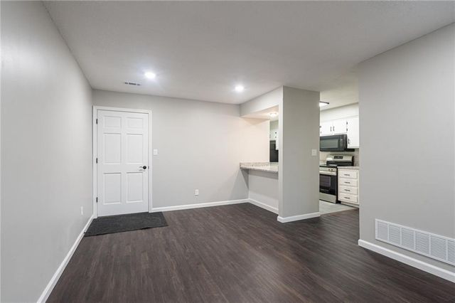 911 Ohio Street, Lawrence, KS 66044