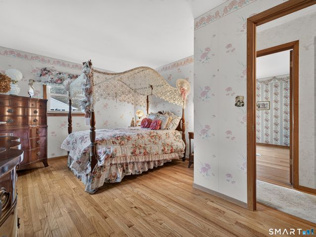 80 Chidsey Drive, North Branford, CT 06471