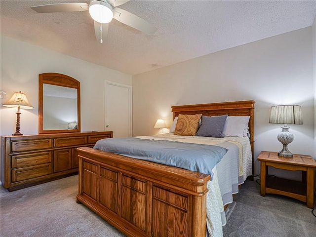 28 Pine Arbor Lane 101, Vero Beach, FL 32962