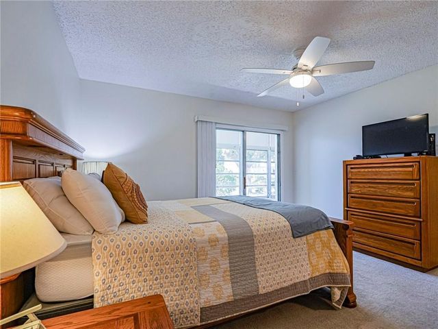 28 Pine Arbor Lane 101, Vero Beach, FL 32962