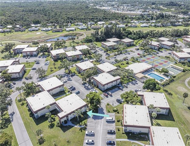 28 Pine Arbor Lane 101, Vero Beach, FL 32962