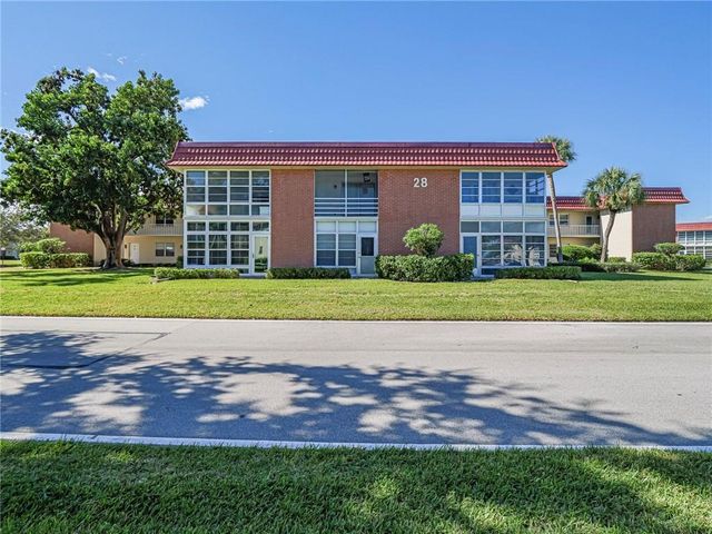 28 Pine Arbor Lane 101, Vero Beach, FL 32962