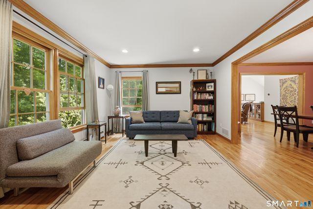 85 Scenic Court, Cheshire, CT 06410