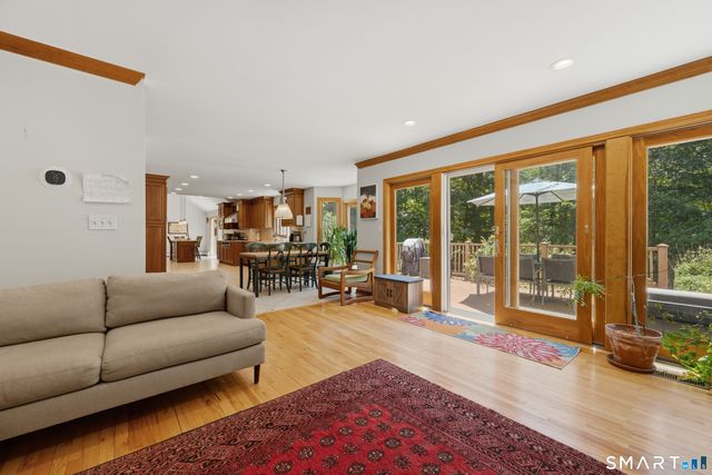 85 Scenic Court, Cheshire, CT 06410