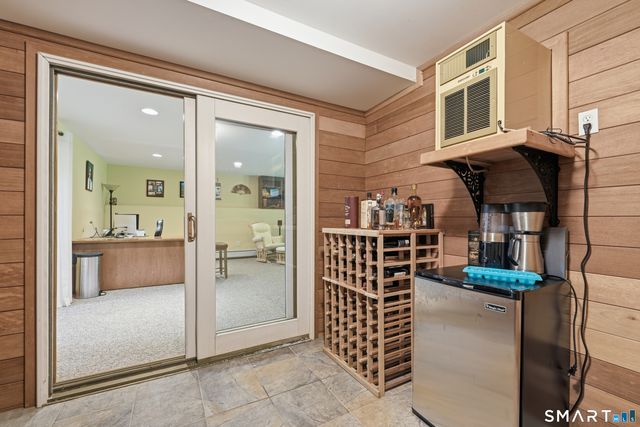 85 Scenic Court, Cheshire, CT 06410