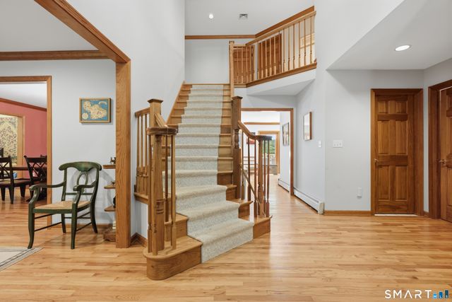 85 Scenic Court, Cheshire, CT 06410