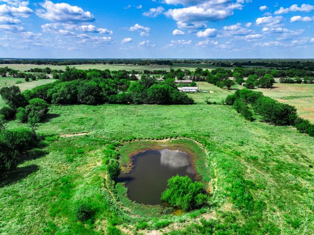 7801 W Interstate Highway 30, Cumby, TX 75433