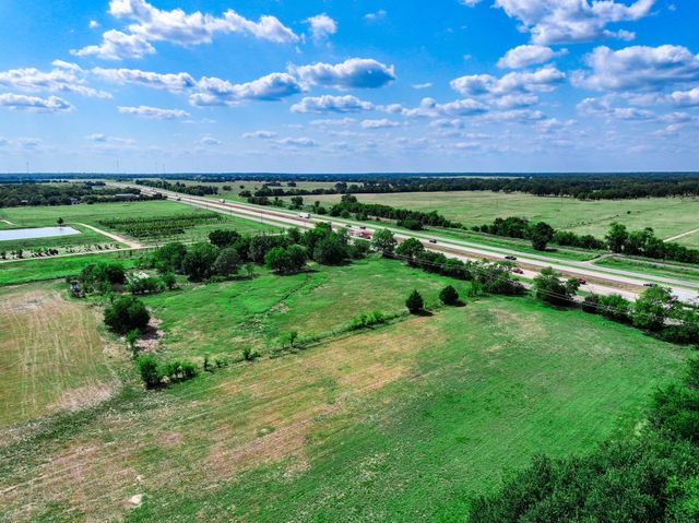 7801 W Interstate Highway 30, Cumby, TX 75433
