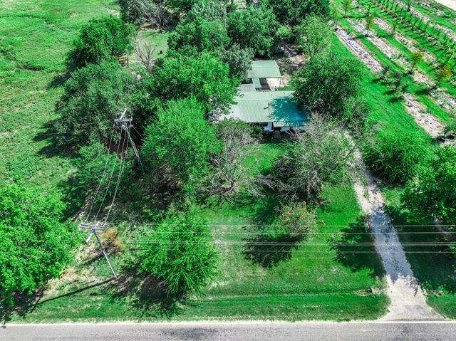 7801 W Interstate Highway 30, Cumby, TX 75433