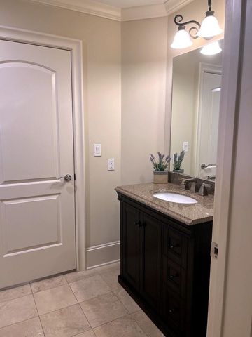 1700 Sunset Boulevard C, Houston, TX 77005