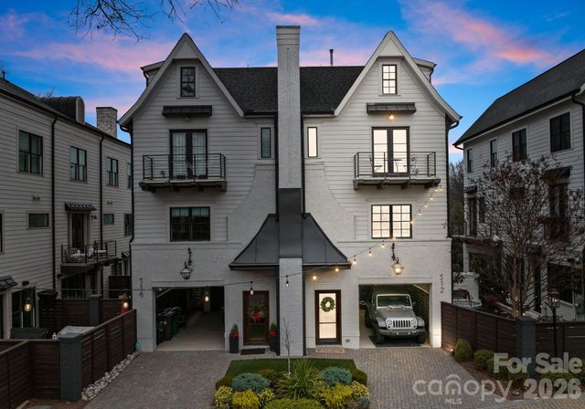 512 Living Way, Charlotte, NC 28204