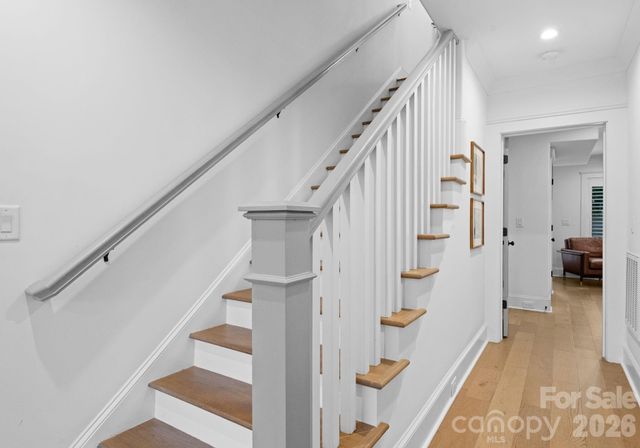 512 Living Way, Charlotte, NC 28204