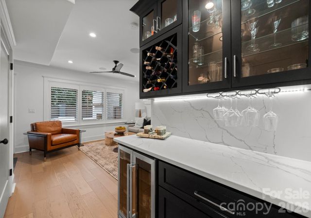 512 Living Way, Charlotte, NC 28204