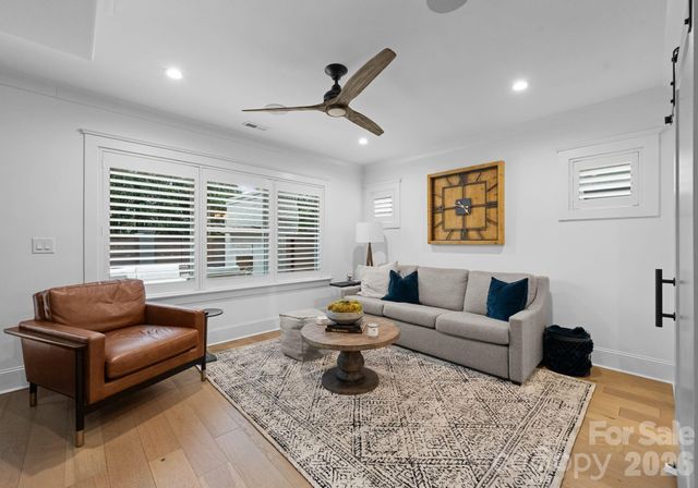 512 Living Way, Charlotte, NC 28204