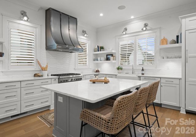 512 Living Way, Charlotte, NC 28204