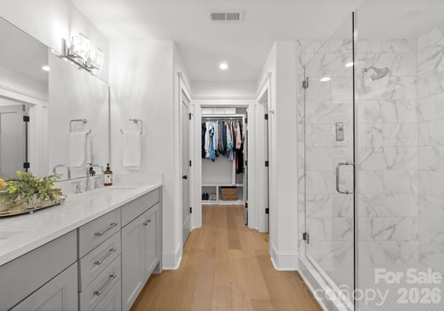 512 Living Way, Charlotte, NC 28204