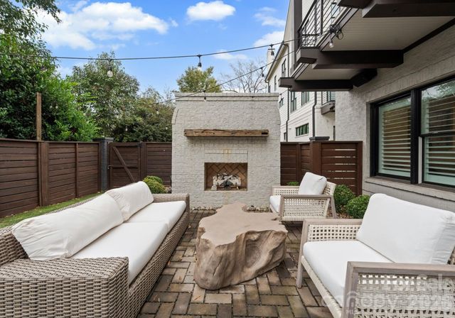 512 Living Way, Charlotte, NC 28204