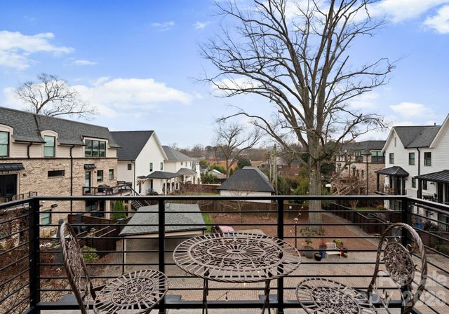 512 Living Way, Charlotte, NC 28204