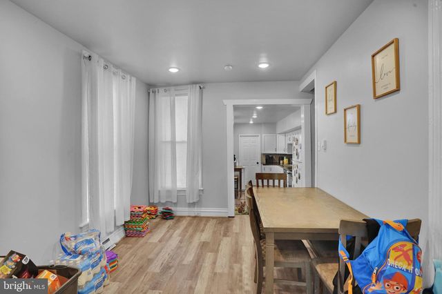 317 W HIGH ST, Womelsdorf, PA 19567