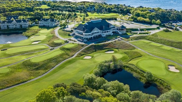 51 Fairway Ln, Mashpee, MA 02649