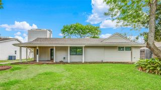 2131 Blue Willow Drive, Houston, TX 77042