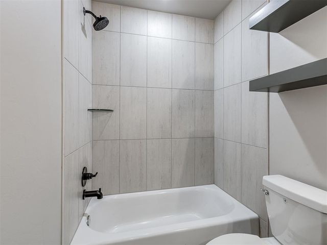 1206 Wisteria Way, Noble, OK 73068