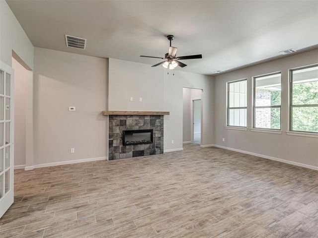 1206 Wisteria Way, Noble, OK 73068