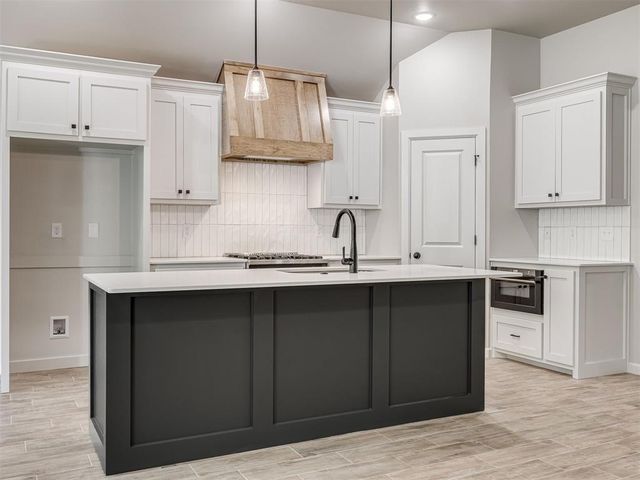 1206 Wisteria Way, Noble, OK 73068