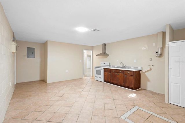 7237 WILLOWWOOD STREET, Orlando, FL 32818