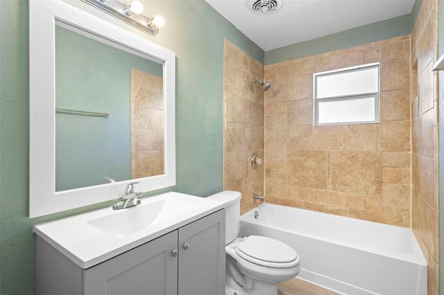 7237 WILLOWWOOD STREET, Orlando, FL 32818