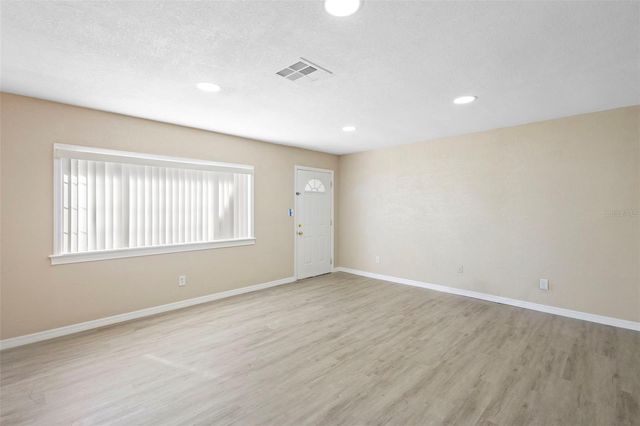 7237 WILLOWWOOD STREET, Orlando, FL 32818